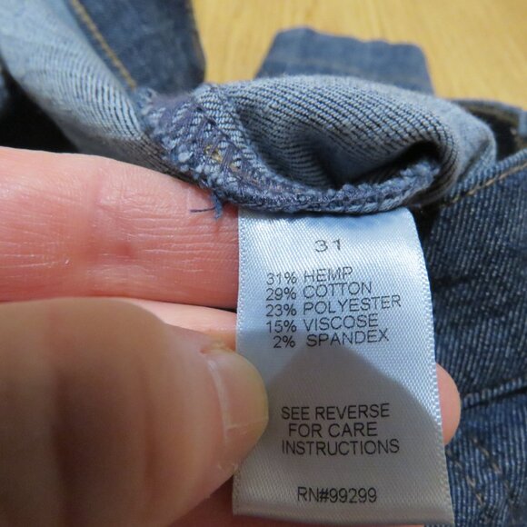 EVEREVE Joelle Stretch Linen Shorts in Stargazer Dark Denim Preppy Casual Comfy - Picture 14 of 14